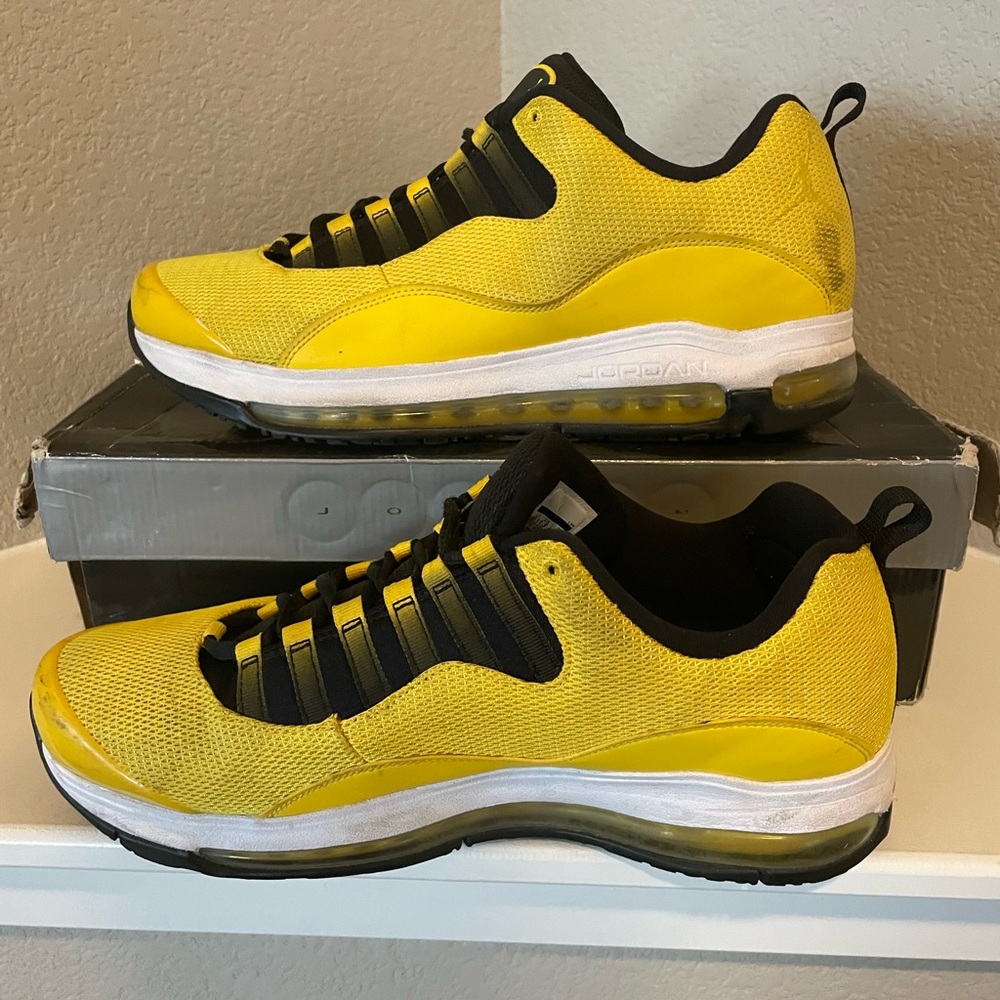 JORDAN - CMFT AIR MAX 10